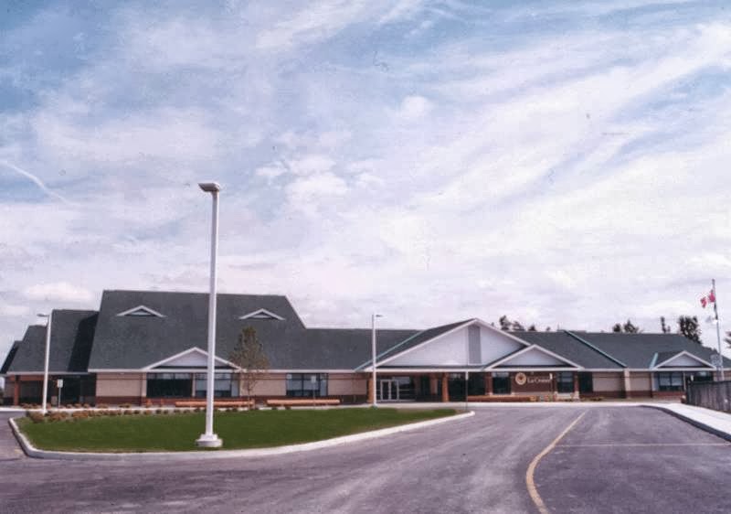 École élémentaire catholique Embrun Pavillon Saint-Jean (CSDCEO) | 1045 Notre Dame St, Embrun, ON K0A 1W0, Canada | Phone: (613) 443-2850