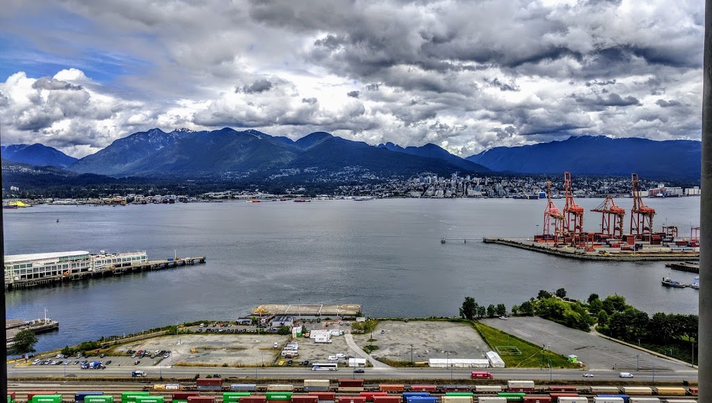 SimpleMoves.ca Best Rated Moving Company Near Surrey | 12349 Old Yale Rd, Surrey, BC V3V 3X7, Canada | Phone: (604) 670-6050