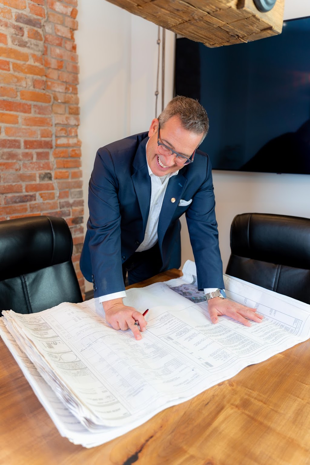 The Jason Van Stiphout Real Estate Team | 29 Scugog St, Bowmanville, ON L1C 3H7, Canada | Phone: (905) 449-6440