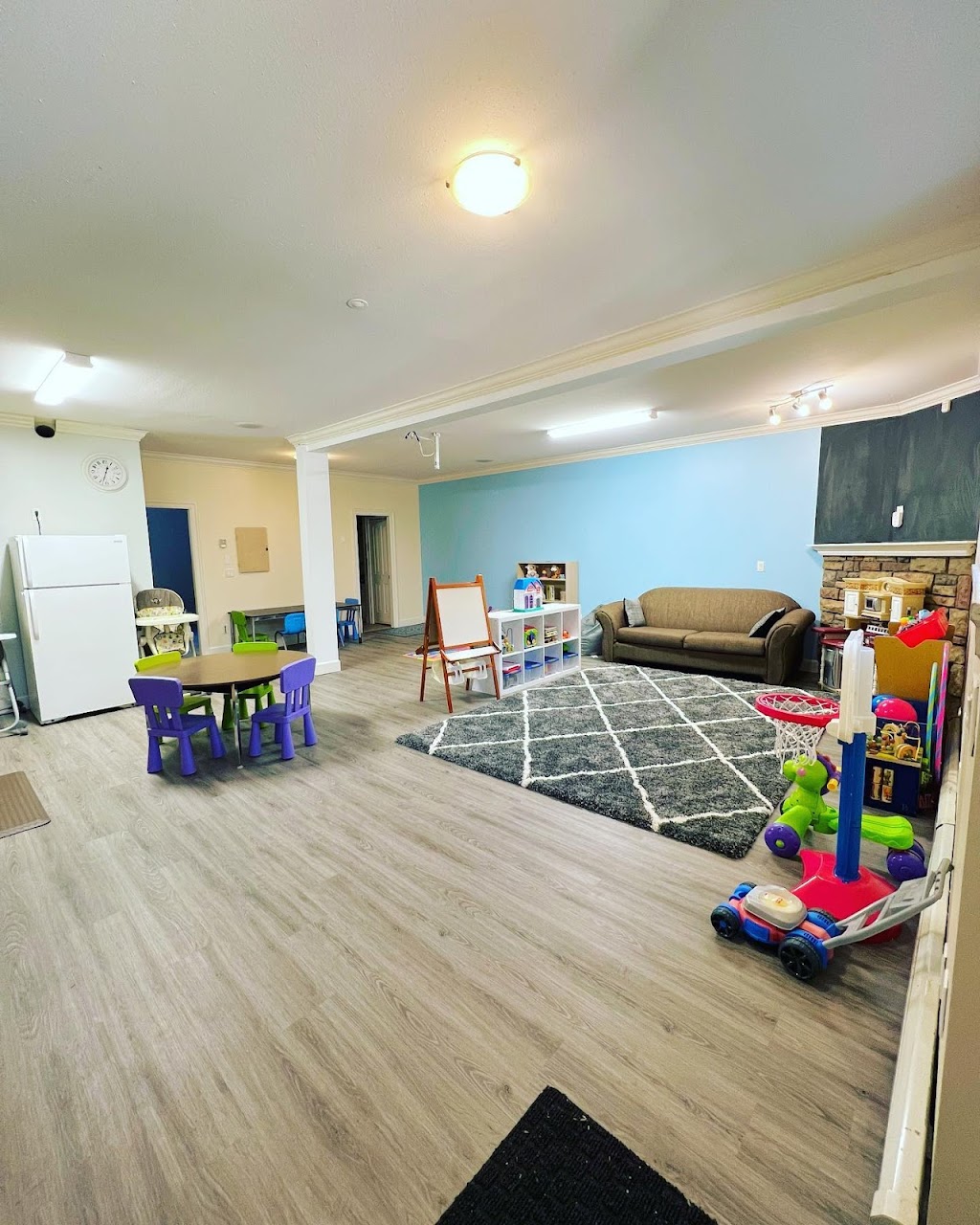 All Day Smiles Child Care Centre | 36517 Carnarvon Ct, Abbotsford, BC V3G 3G4, Canada | Phone: (778) 680-4200