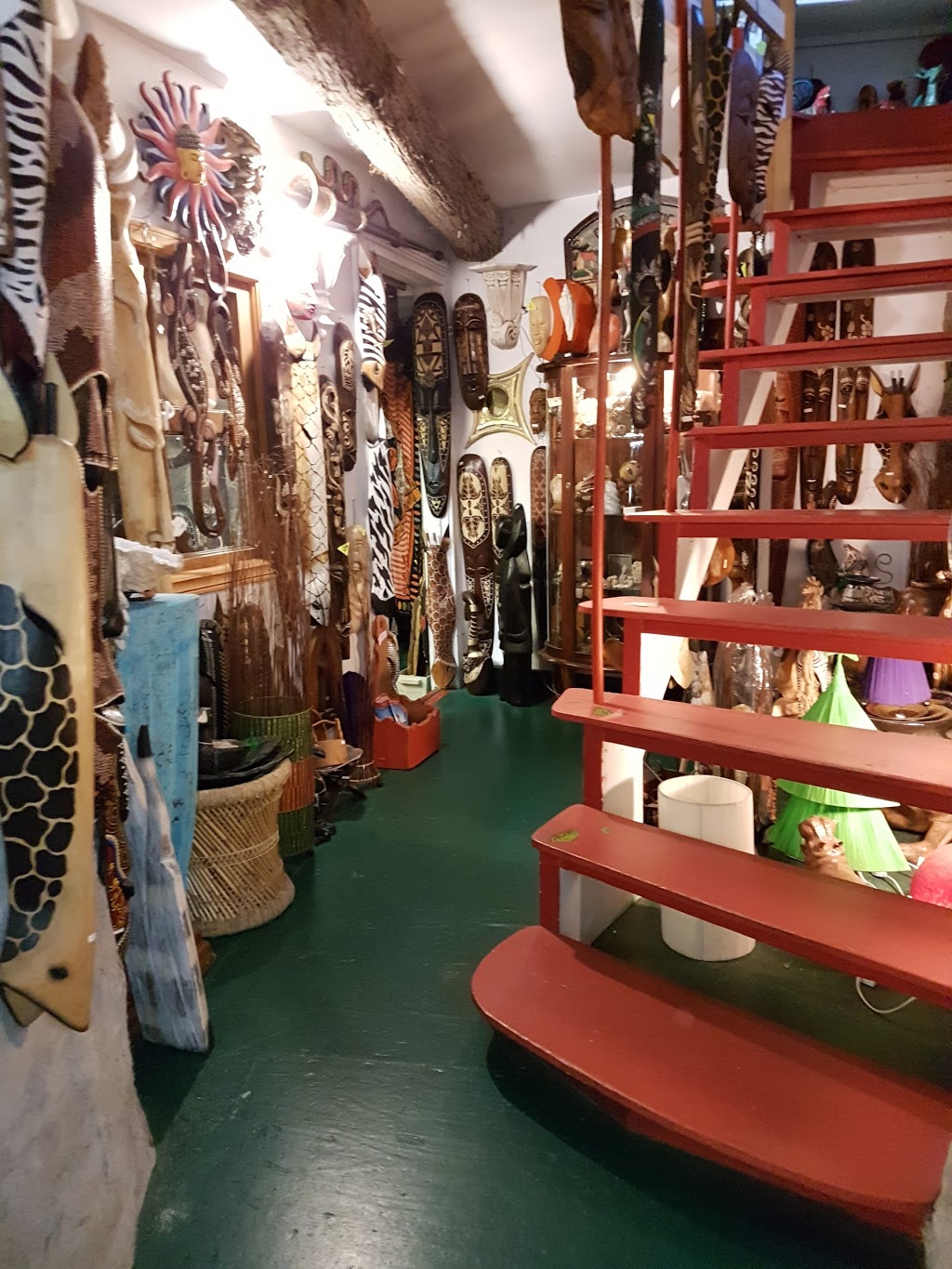 Les Enfants du Soleil Enr | 4 Place de lÉglise, Saint-Jean-Port-Joli, QC G0R 3G0, Canada | Phone: (418) 598-9318