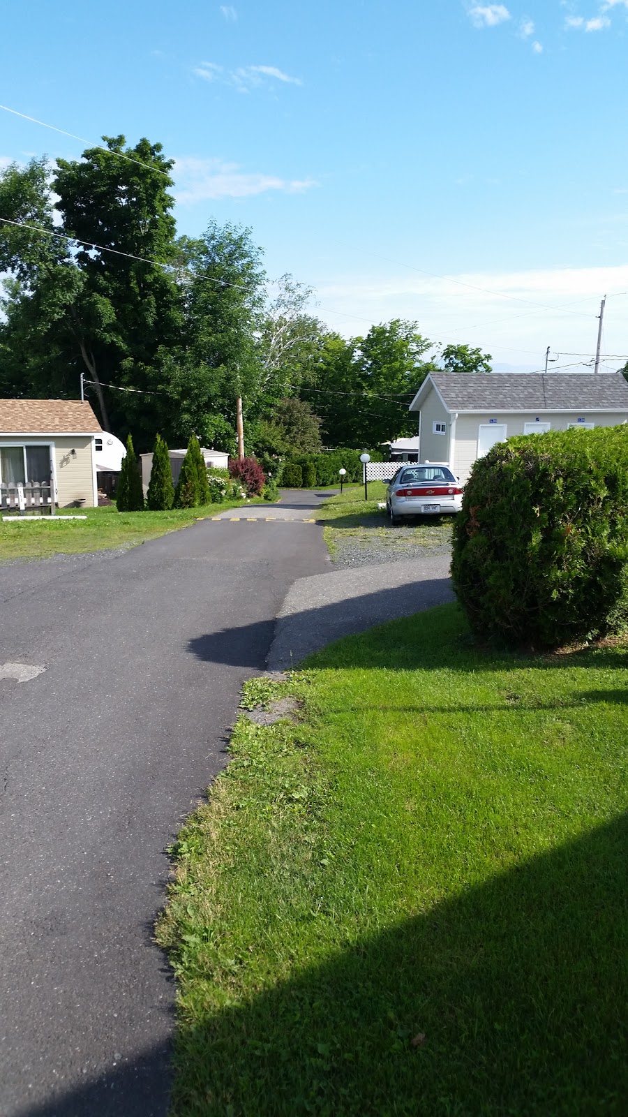 Camping Guilmette Inc | 152 Route du Fleuve, Beaumont, QC G0R 1C0, Canada | Phone: (418) 837-6900