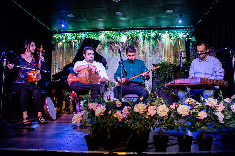 Ava Music & Art Centre Ltd. | 734 Marine Dr, North Vancouver, BC V7M 1H3, Canada | Phone: (604) 990-3541