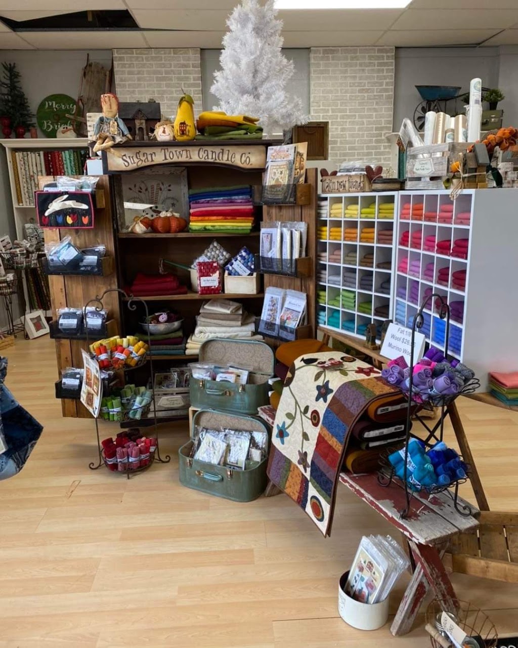 Sugar Town Quilt Company | 217 Cranbrook St N, Cranbrook, BC V1C 3R1, Canada | Phone: (778) 517-3011