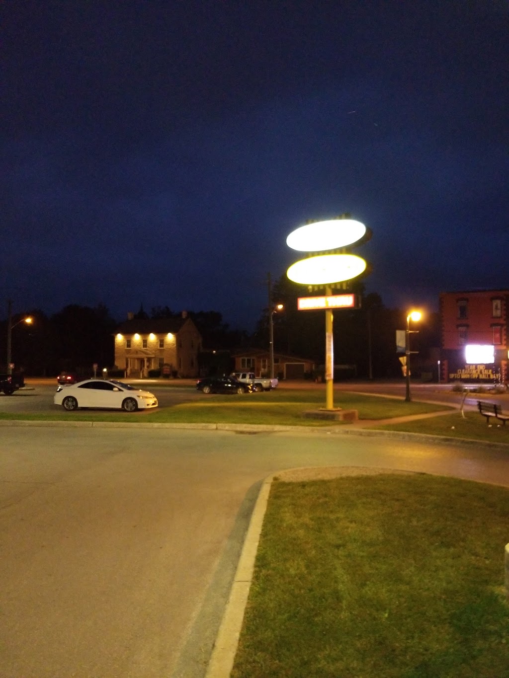 Tim Hortons | 10 McNab St, Walkerton, ON N0G 2V0, Canada | Phone: (519) 881-2794