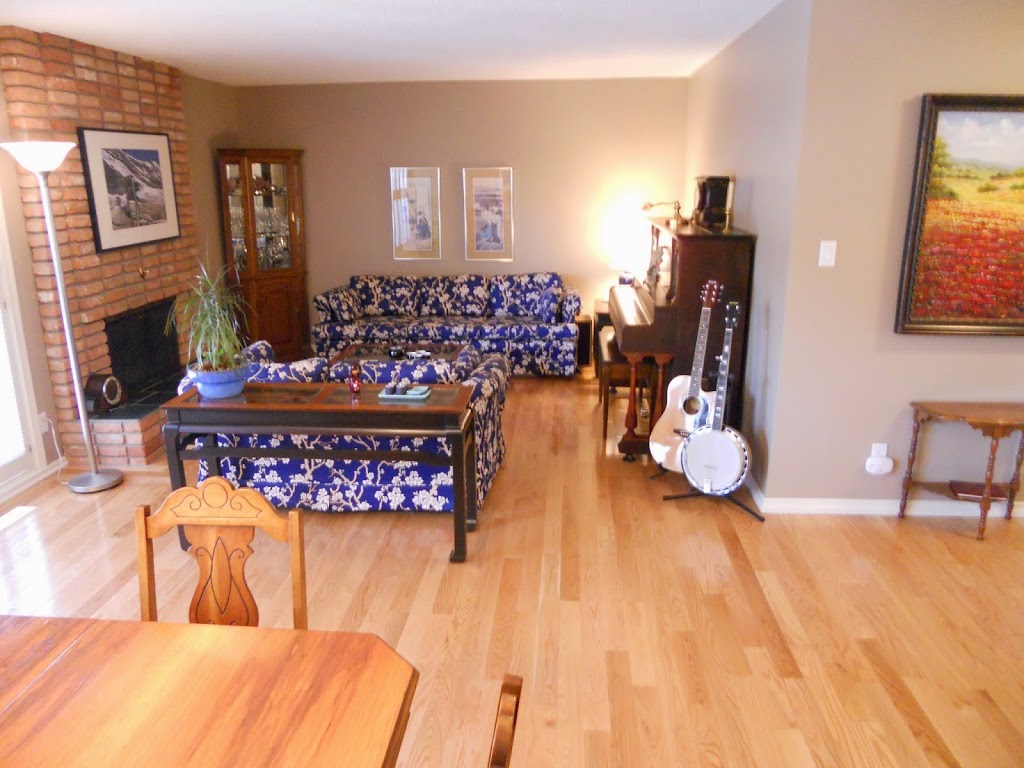 Bonaventure Bed and Breakfast | 12229 Lake Erie Rd SE, Calgary, AB T2J 2Z3, Canada | Phone: (403) 271-7686