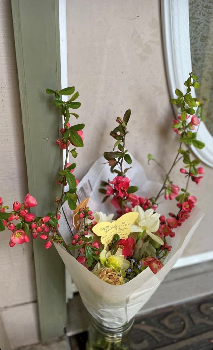 Hazel Bloom Farm and Flowers | 6235 Whitaker Rd, Courtenay, BC V9J 1V6, Canada | Phone: (250) 897-8237