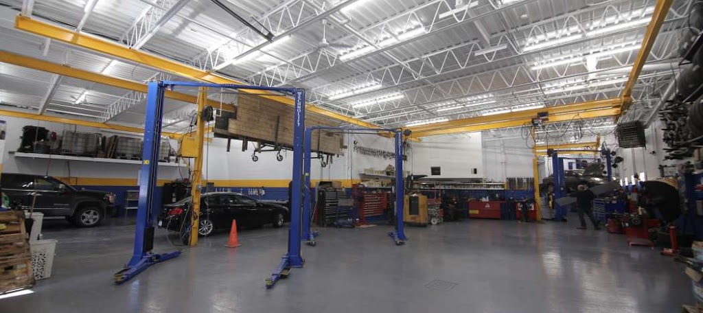 Point S - Garage Longueuil | 2188 de la, Rue de la Métropole, Longueuil, QC J4G 1R5, Canada | Phone: (514) 814-8988
