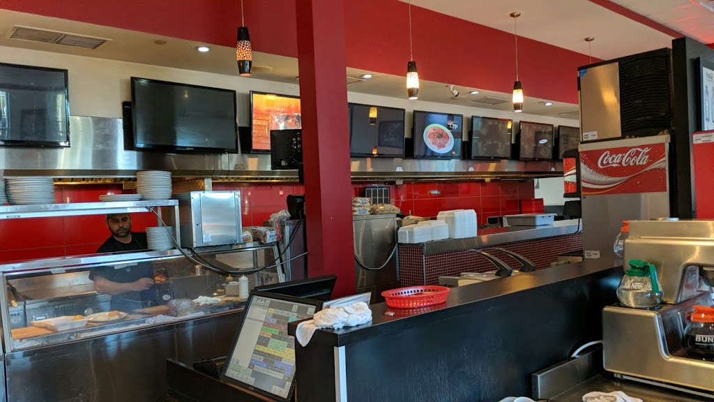 Restaurant La Belle Province Kahnawake | 1860 QC-132, Kahnawake, QC J0L 1B0, Canada | Phone: (450) 638-6000