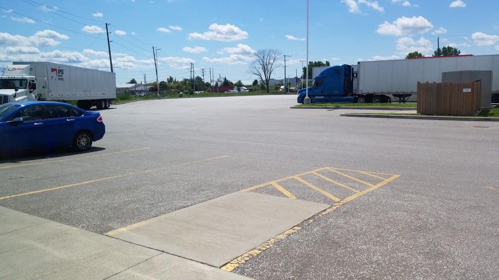 Petro-Pass Truck Stop | 4406 County 46, Maidstone, ON N0R 1K0, Canada | Phone: (519) 737-2634