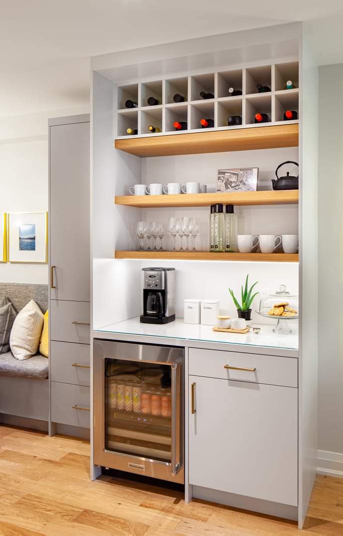 Calado and Lima Home Improvement Inc | 324 Caledonia Rd, York, ON M6E 4T6, Canada | Phone: (416) 782-0110