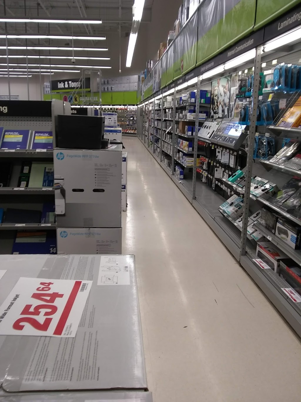 Staples | 320 Taunton Rd E Unit D, Whitby, ON L1R 0H4, Canada | Phone: (905) 655-6700