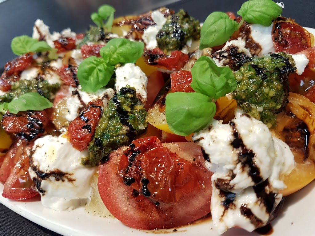 vivo ristorante & Bar windermere | 6143 Currents Dr NW, Edmonton, AB T6W 0L9, Canada | Phone: (780) 244-5920