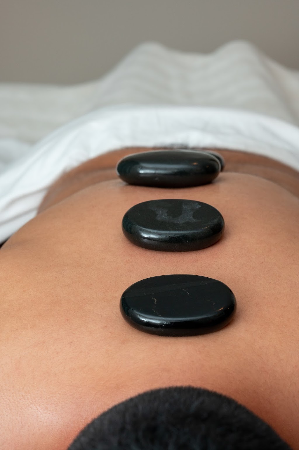 Haramara Massage | 204 Scurfield Pl NW, Calgary, AB T3L 1T5, Canada | Phone: (587) 435-4922