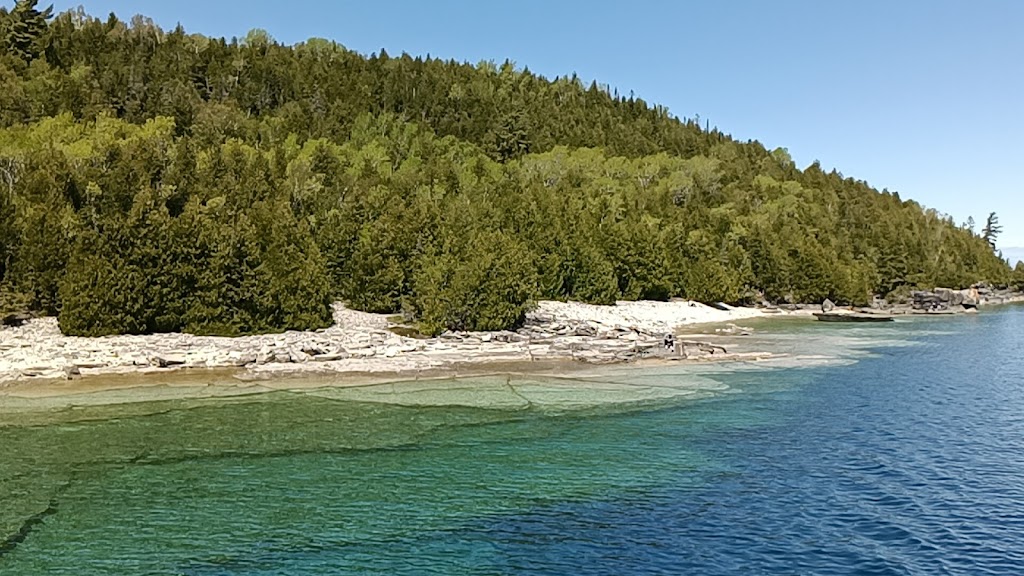Tobermory to South Baymouth Ferry | Ferry Ramp, Tobermory, ON N0H 2R0, Canada | Phone: (800) 265-3163