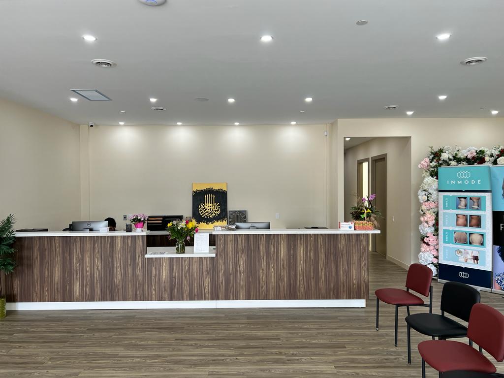 Aafiyat Medical Centre: Walk-in and Family Doctors Clinc | 3465 Platinum Dr #80, Mississauga, ON L5M 2S1, Canada | Phone: (289) 813-0786