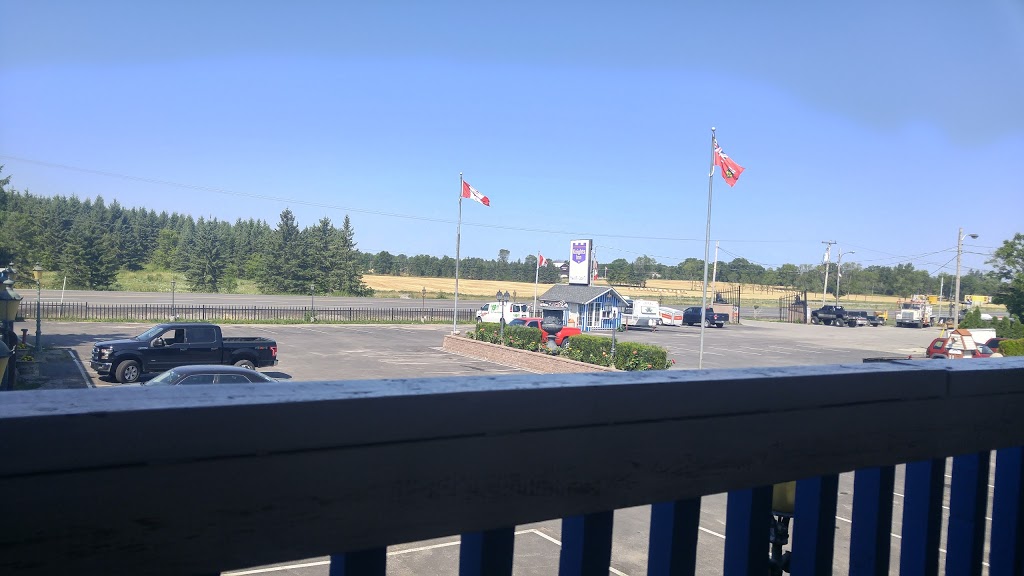 Knights Inn Lindsay | 2862 Highway 35 South, Lindsay, ON K9V 4R4, Canada | Phone: (705) 324-3213