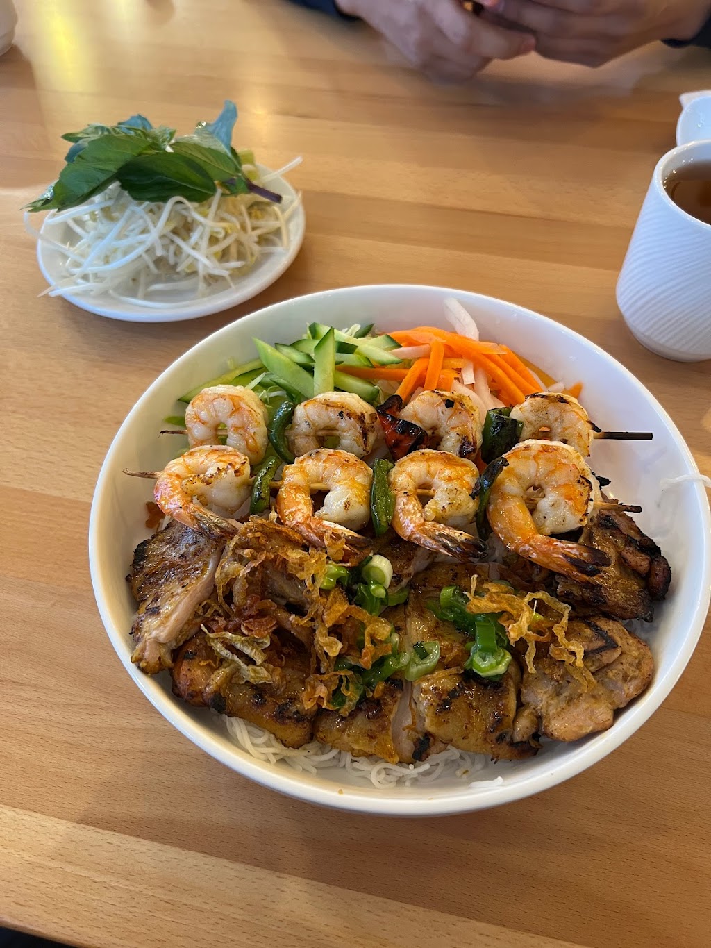 Pho Net Viet | 942 Westwood St, Coquitlam, BC V3C 3L3, Canada | Phone: (778) 285-0043