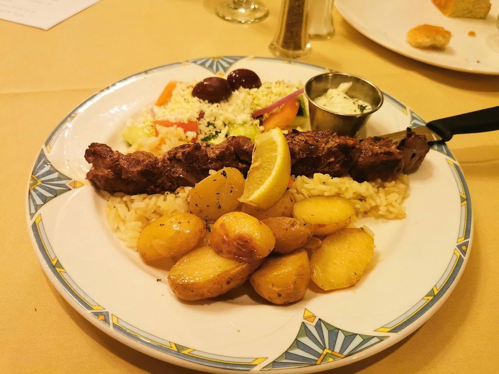 Zougla Restaurant | 2021 Estevan Rd, Nanaimo, BC V9S 3Y9, Canada | Phone: (250) 716-3233