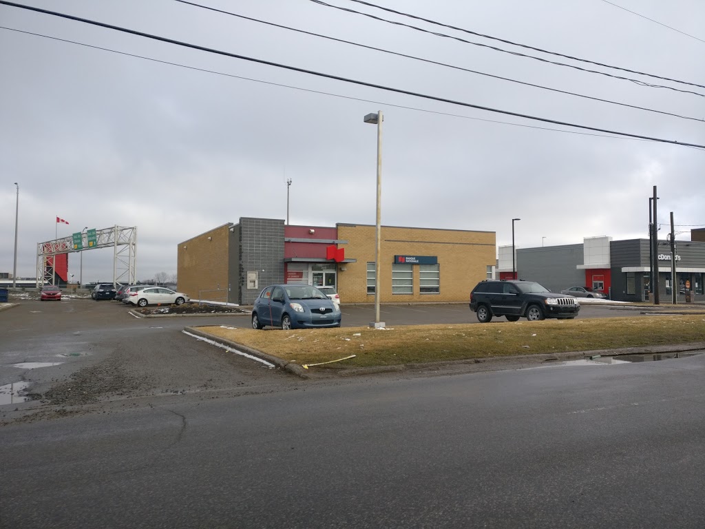 Banque Nationale | 305 Rue Barkoff, Trois-Rivières, QC G8T 2A5, Canada | Phone: (819) 376-3735