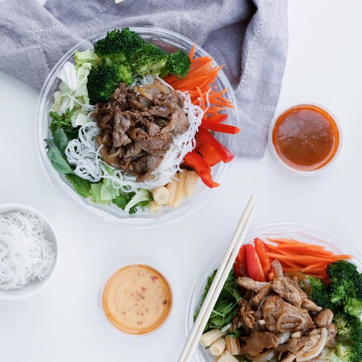 Thai Express | 4825 Mt Royal Gate SW, Calgary, AB T3E 6K6, Canada | Phone: (403) 249-8087