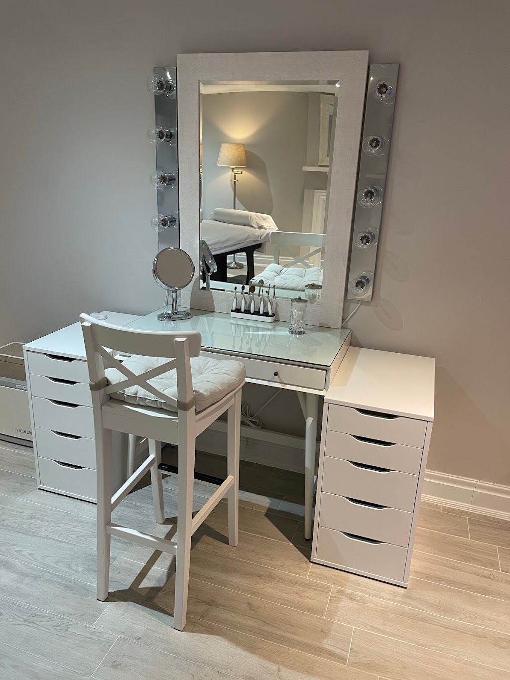 Ehsani Skin & Beauty | Hedgewood Rd, North York, ON M2L 1L5, Canada | Phone: (416) 456-9646