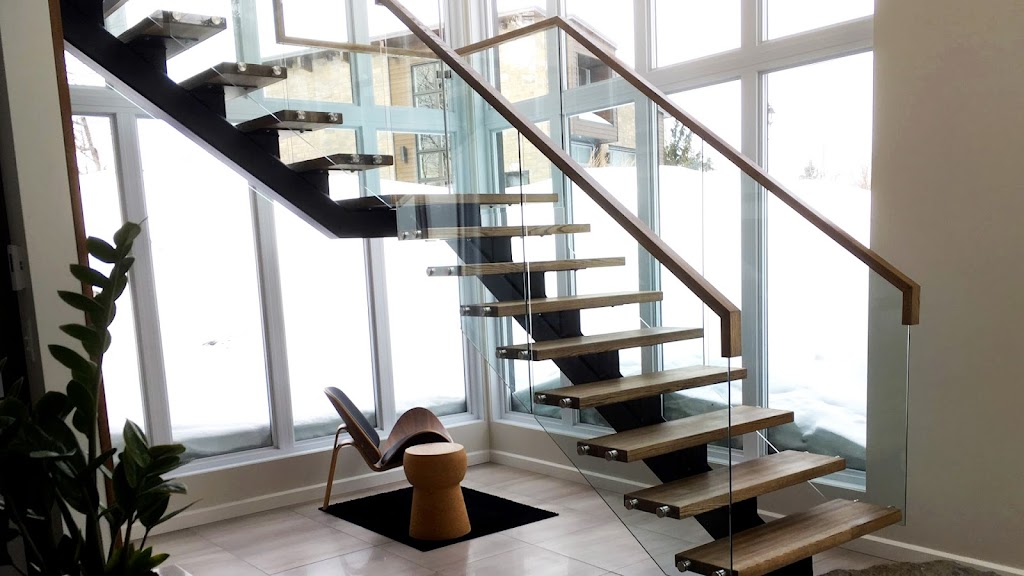 Côté Chanvillard Armoires, Construction, Escalier, | 1836 Rue Roussel, Chicoutimi, QC G7G 1V1, Canada | Phone: (418) 545-6159