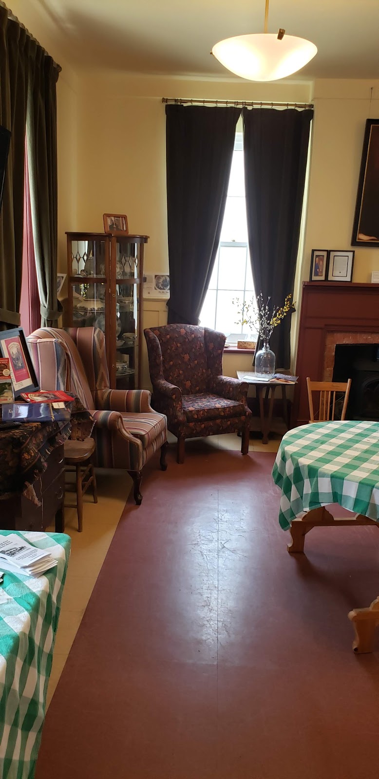 Lambton House | 4066 Old Dundas St, York, ON M6S 2R6, Canada | Phone: (416) 767-5472