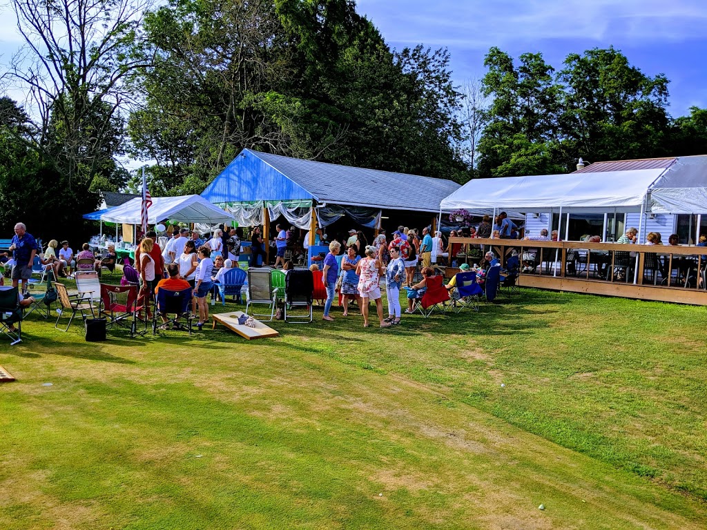 Grandview Bay Golf Course & The Lucy Goose Bar & Grill | 9660, 444 Central Ave, Angola, NY 14006, USA | Phone: (716) 549-4930