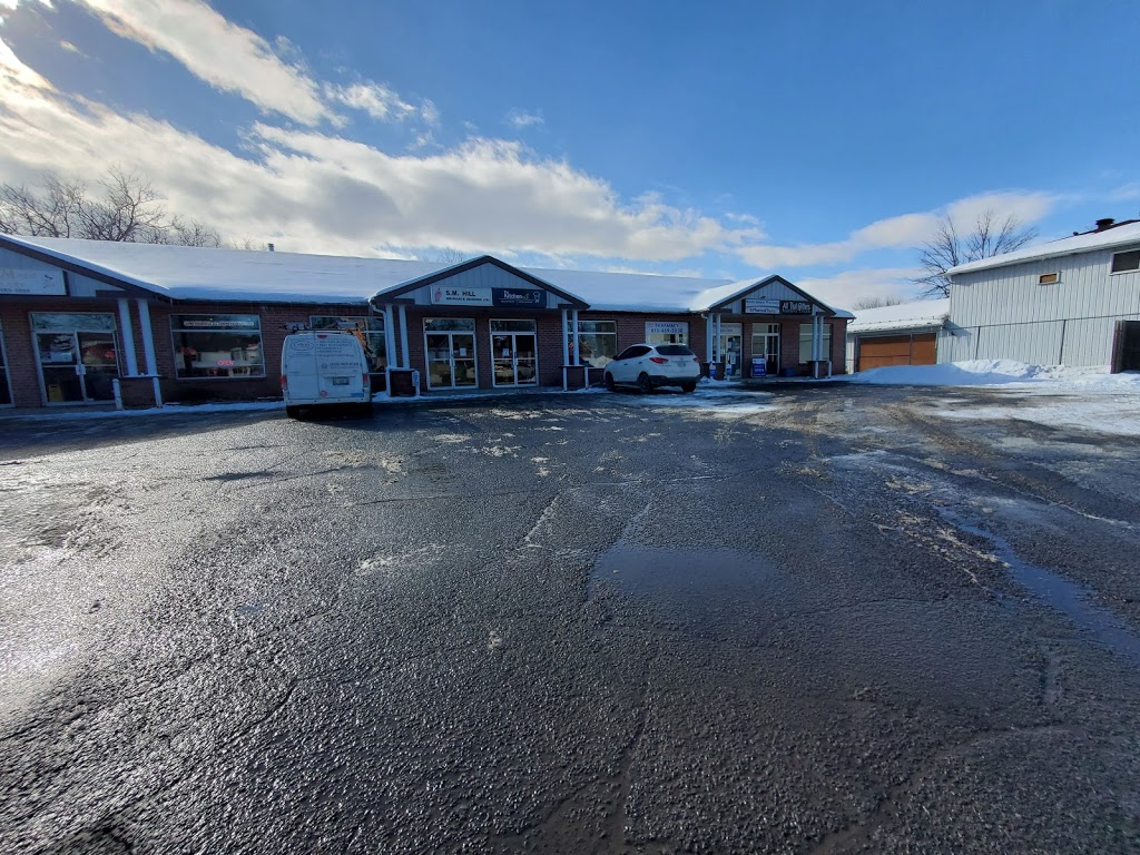 The Kitcheness | 2333 Church St #6, North Gower, ON K0A 2T0, Canada | Phone: (613) 489-3313