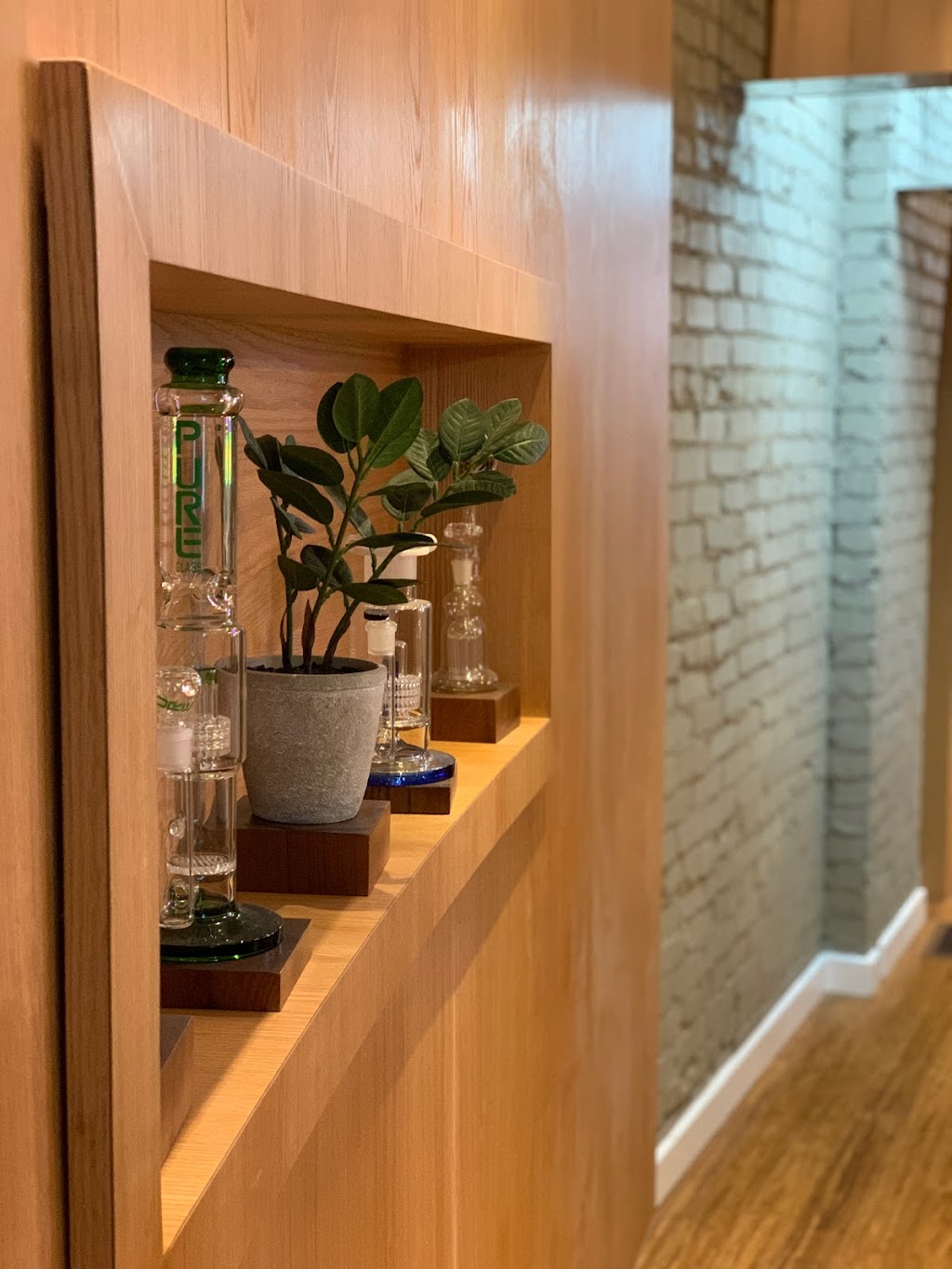 AlphaBud Cannabis (ABC co) | 1186a Woodbine Ave, East York, ON M4C 4E2, Canada | Phone: (647) 343-2837