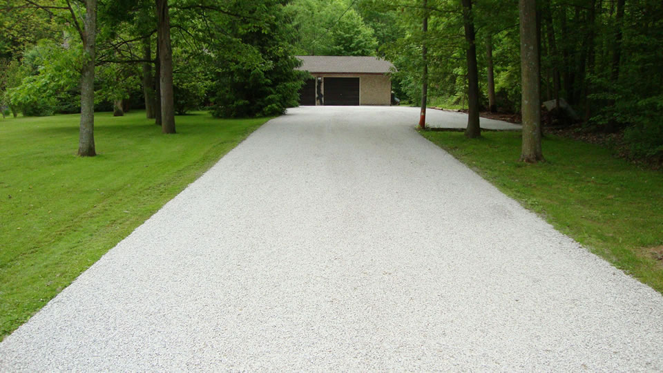 The Gravel Doctor Brantford | 124 Langford Church Rd, Brantford, ON N3T 5L4, Canada | Phone: (905) 973-8957