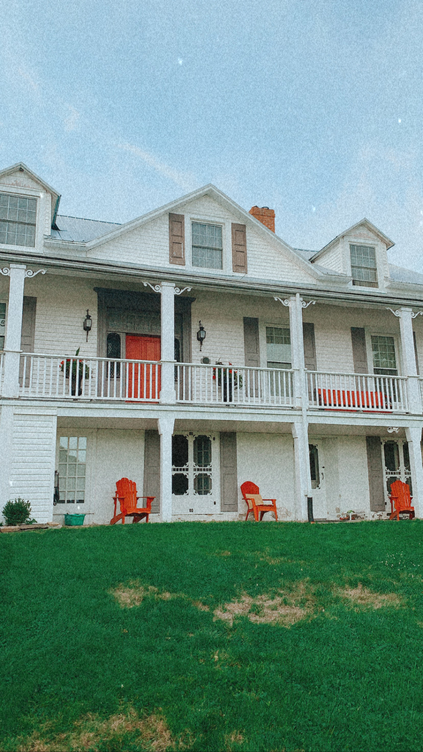 Menzies House 1850 B&B | 80 Queen St, Almonte, ON K0A 1A0, Canada | Phone: (613) 256-2055