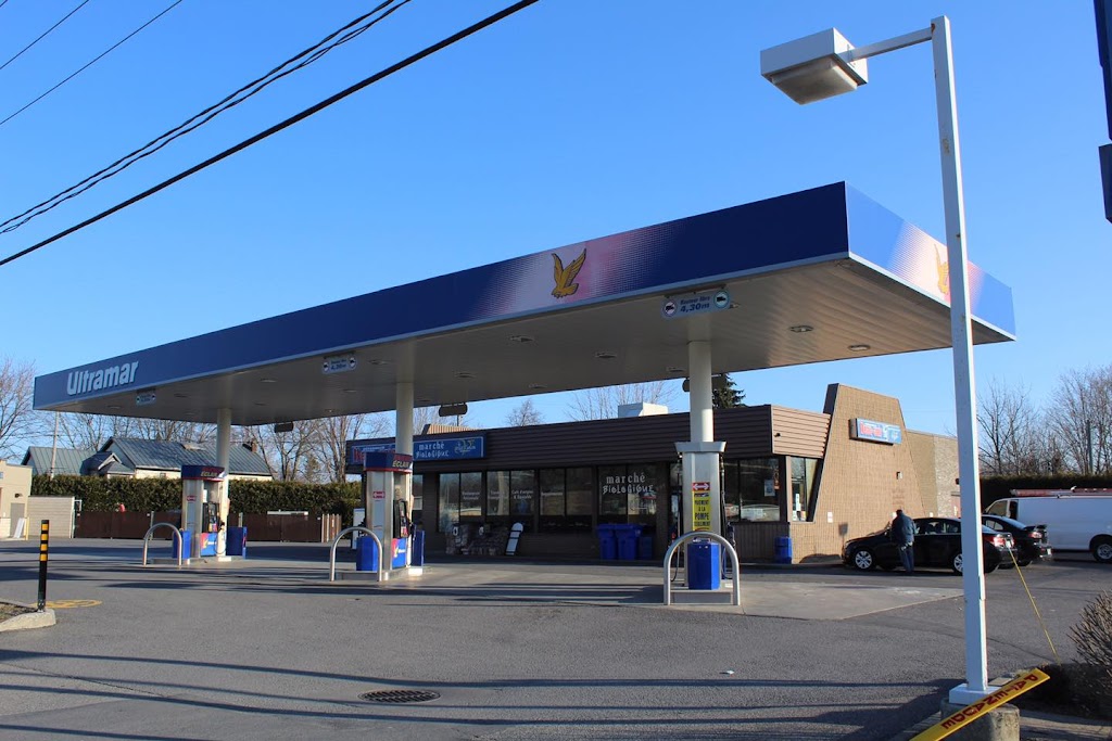 Dépanneur Grimard Marieville | 895 Rue Claude-De Ramezay, Marieville, QC J3M 1C6, Canada | Phone: (450) 460-4702