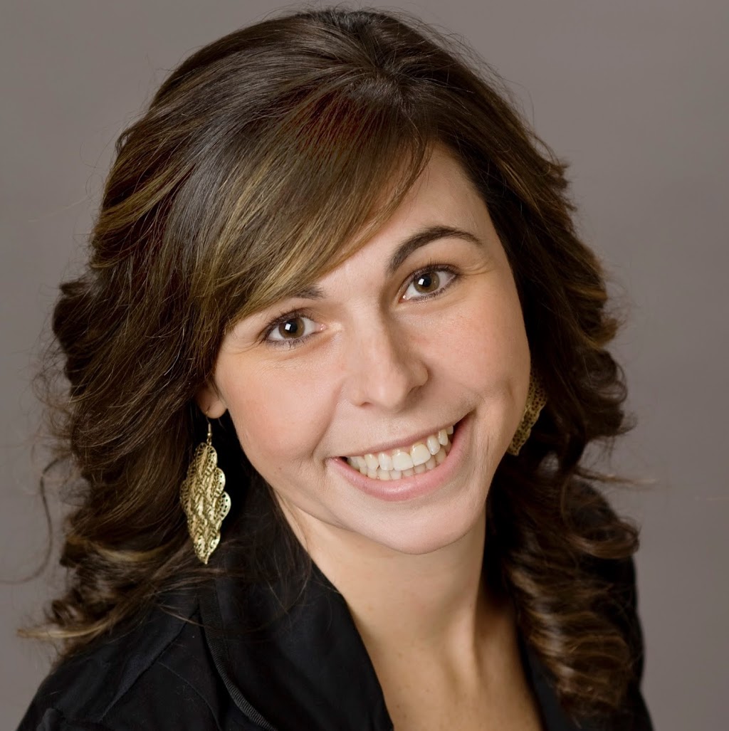 Michelle Francis Photography | 64 Spencer Ave, Orangeville, ON L9W 5E7, Canada | Phone: (519) 938-9344