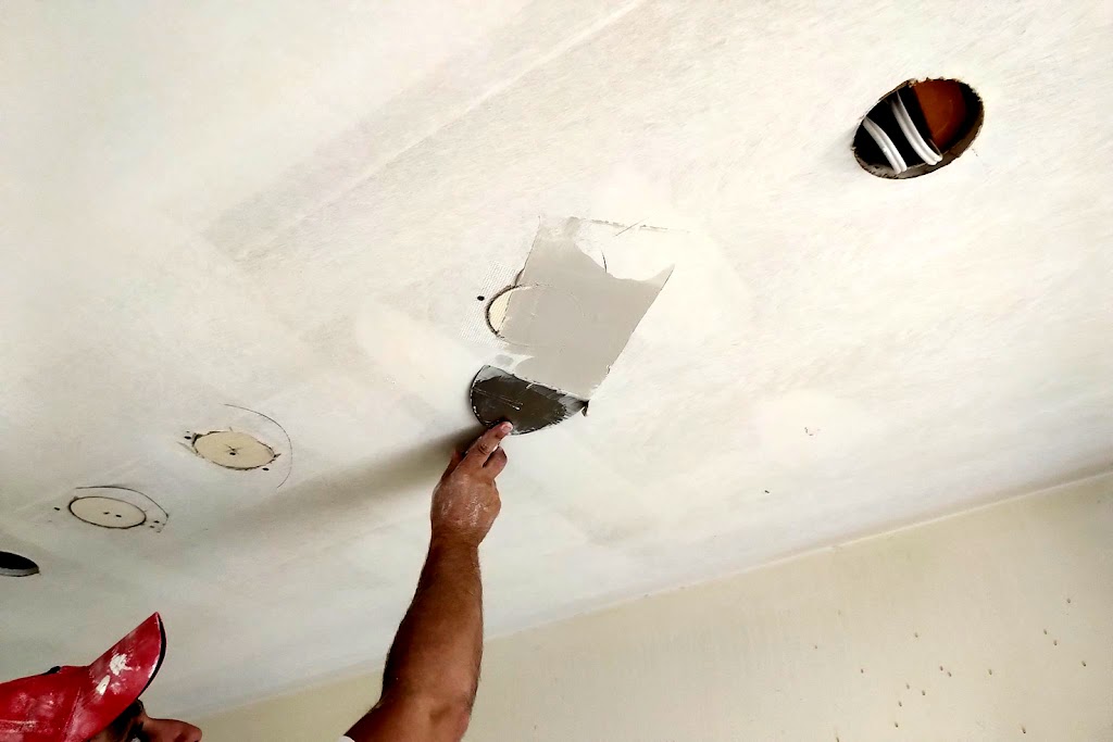 Express Drywall Services | 320 Painted Post Dr Unit E, Toronto, ON M1G 2M3, Canada | Phone: (416) 250-6856