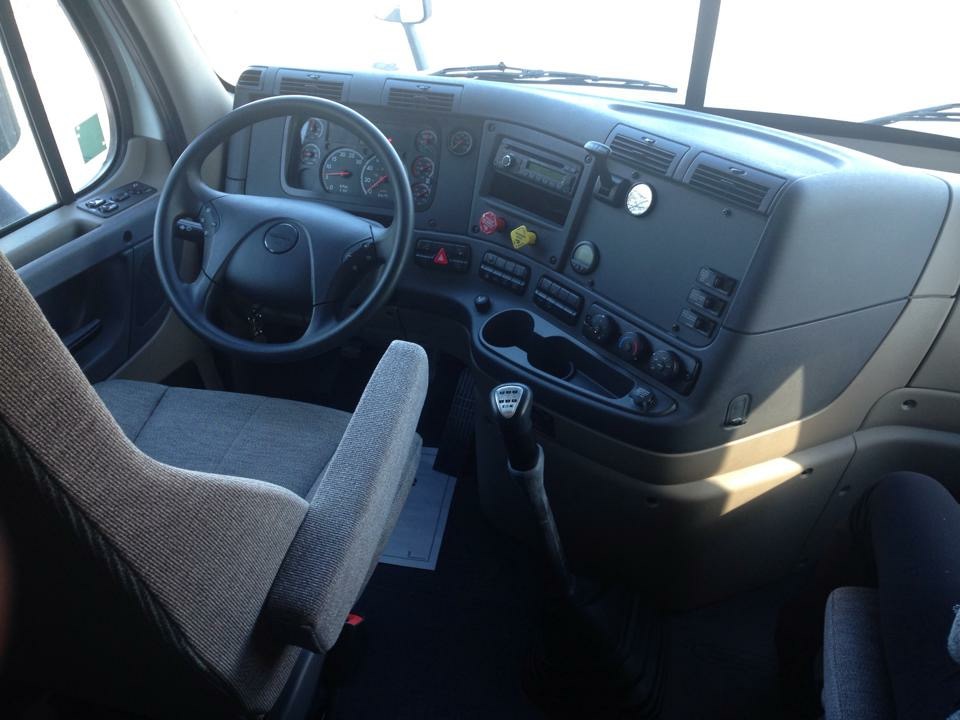 Clean 18 Truck Wash & Detailing | 2557 Barton St E, Hamilton, ON L8E 2X2, Canada | Phone: (289) 389-5552