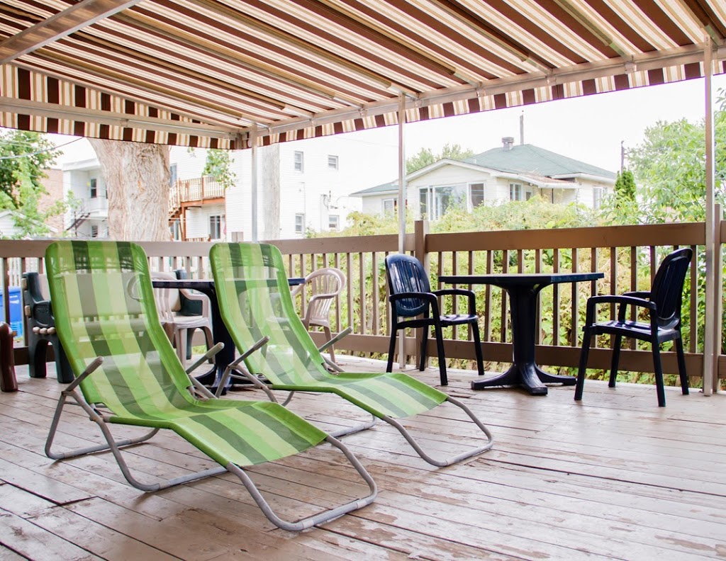 Pavillon LEssence Ciel | 3823 Grand Boulevard, Saint-Hubert, QC J4T 2M3, Canada | Phone: (450) 672-0926