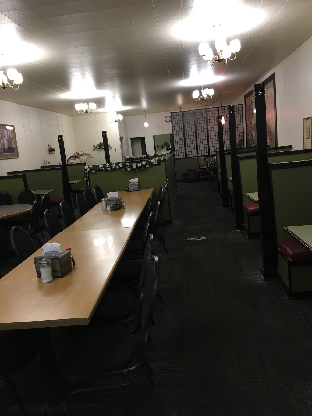 K & S Restaurant | 120 Saskatchewan Ave, Outlook, SK S0L 2N0, Canada | Phone: (306) 867-8345