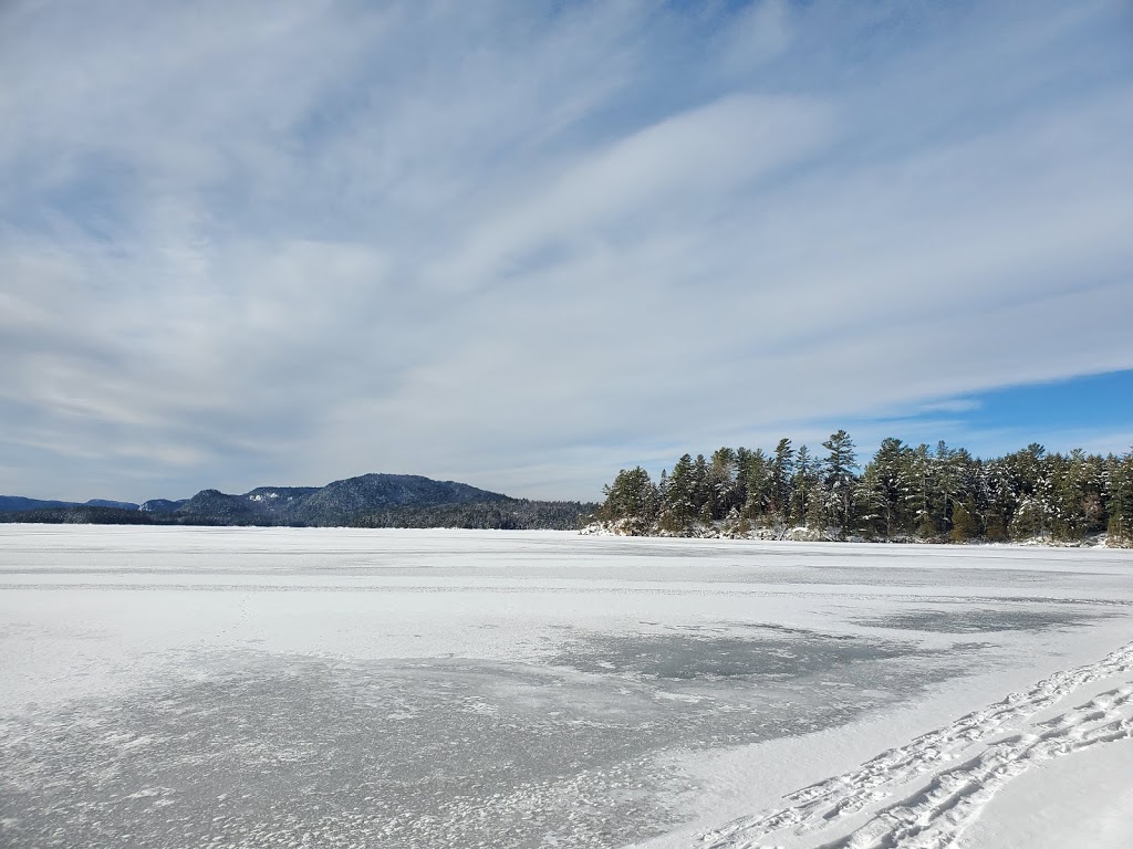 Parc Municipal la Biche | 34-10 Chemin de lÉglise, Notre-Dame-de-Pontmain, QC J0W 1S0, Canada | Phone: (819) 597-2424