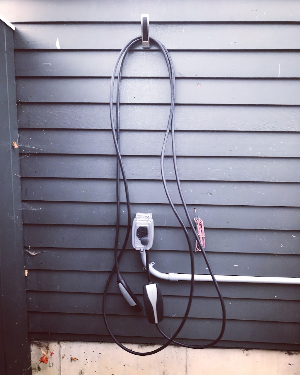 EZ-EV | 901 3rd St W #346, North Vancouver, BC V7P 3P9, Canada | Phone: (778) 833-3132