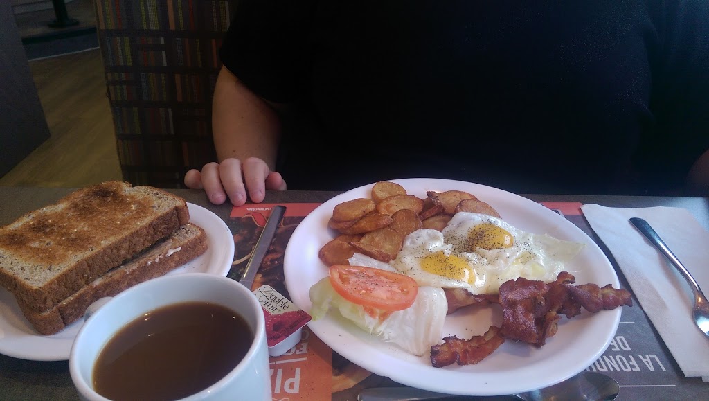 Restaurant Normandin | 139 2e Rang, Deschambault, QC G0A 1S0, Canada | Phone: (418) 286-6733