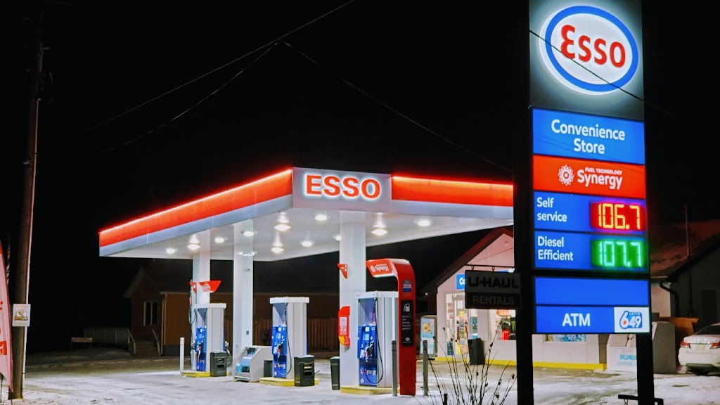 Esso gas station brantford hwy | 1817 Brantford Hwy, Cambridge, ON N1R 5S6, Canada | Phone: (416) 655-1779