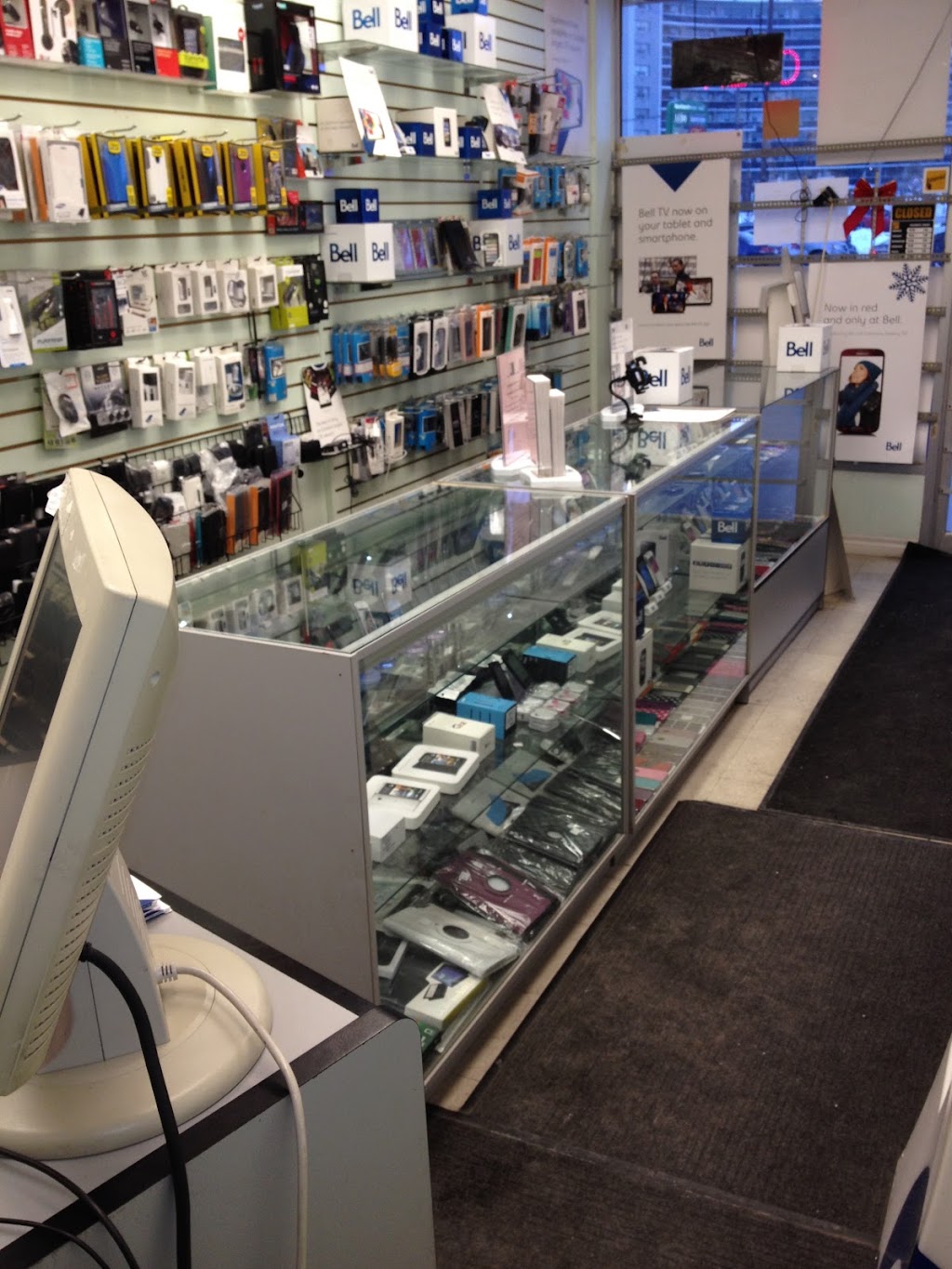 Wireless Point | 666 Burnhamthorpe Rd, Etobicoke, ON M9C 2Z4, Canada | Phone: (416) 626-4779