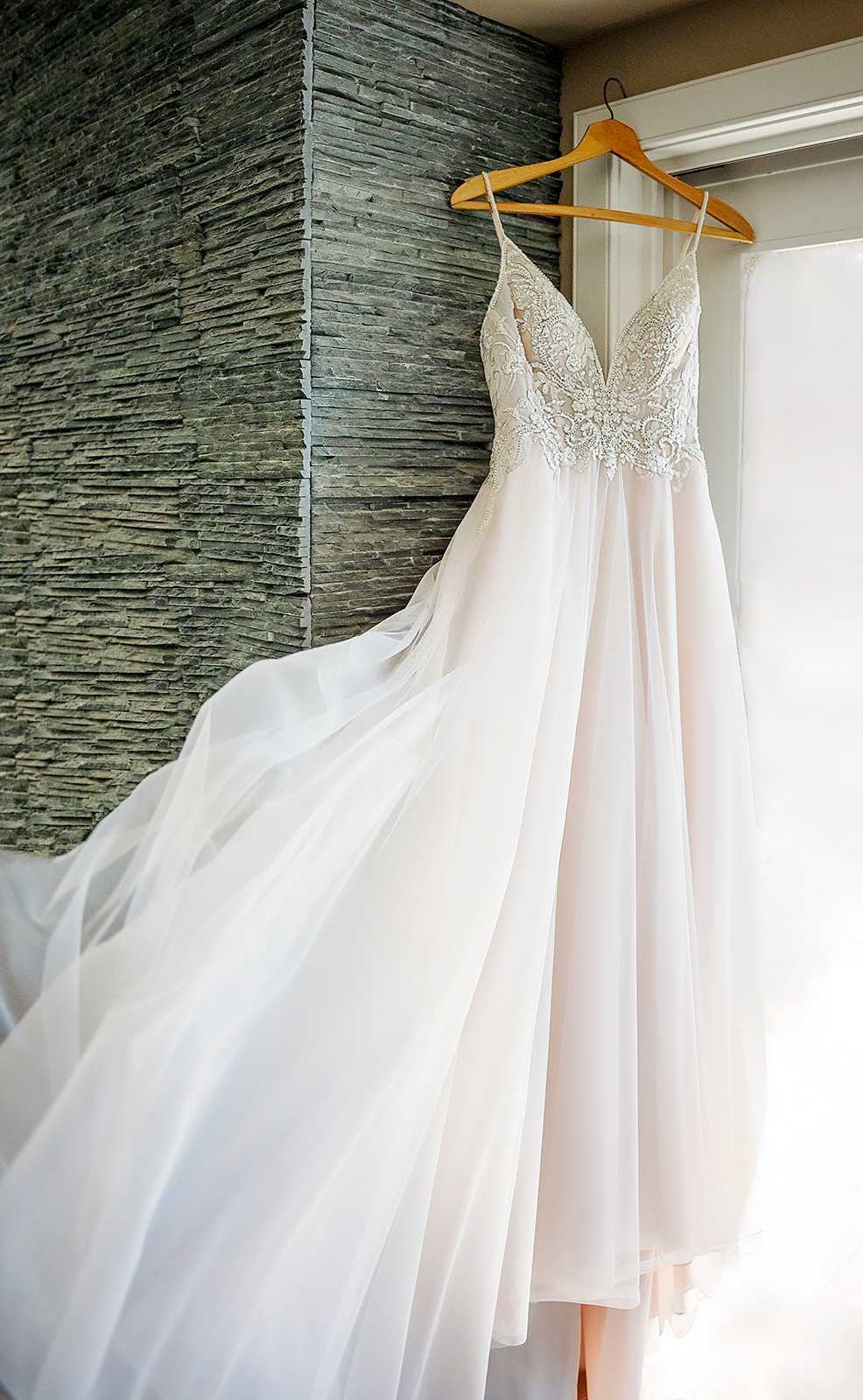 Newtons Fine Drycleaning | 10816 Macleod Trail S #316, Calgary, AB T2J 5N8, Canada | Phone: (403) 278-1819