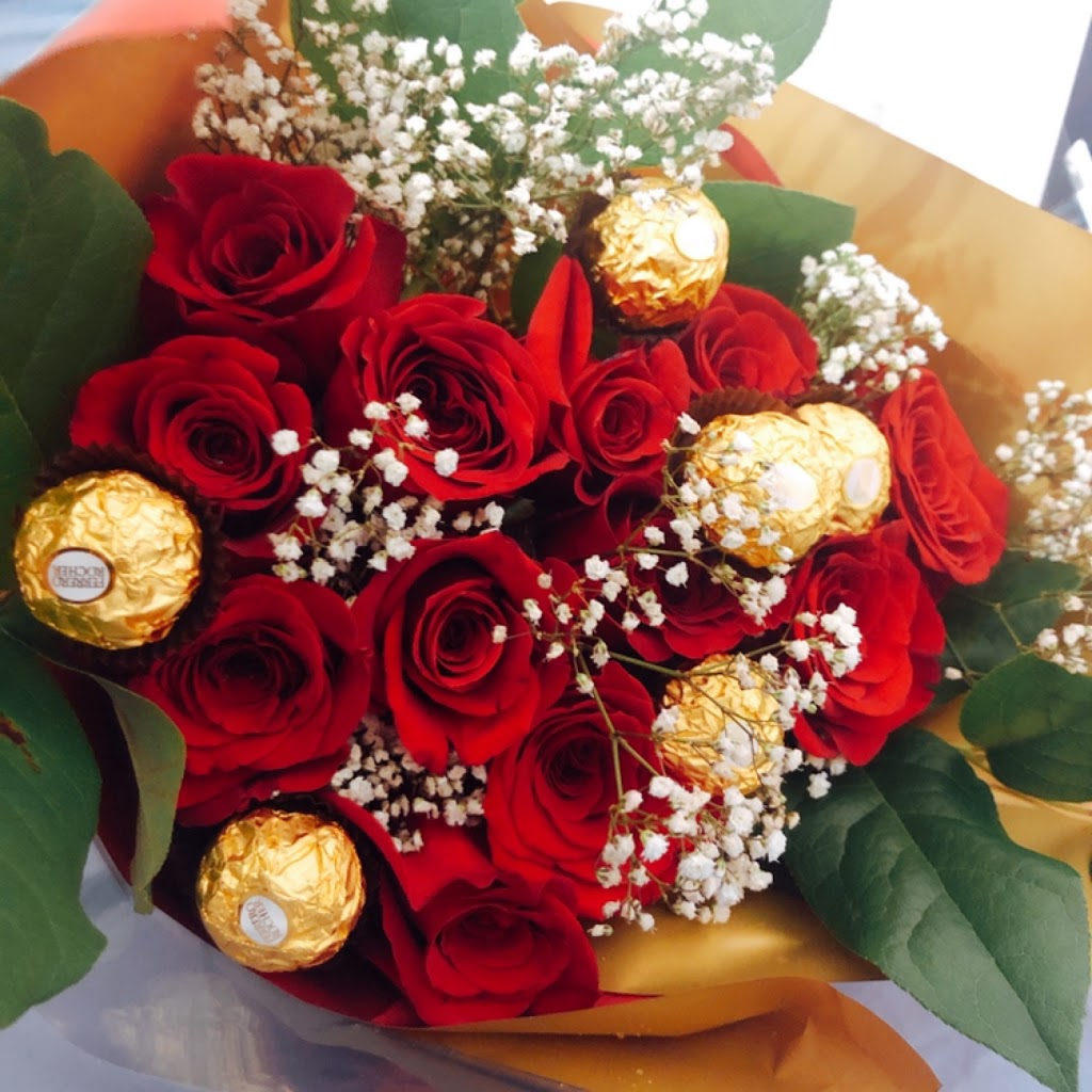 Trafalgar Food Market & Flowers | 4398 Imperial St, Burnaby, BC V5J 1A9, Canada | Phone: (604) 433-3545