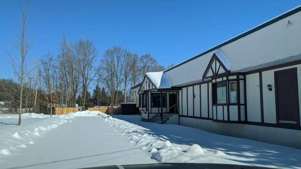 Pigeon Hollow Park | 516 Peterborough County Rd 36, Bobcaygeon, ON K0M 1A0, Canada | Phone: (833) 478-2267