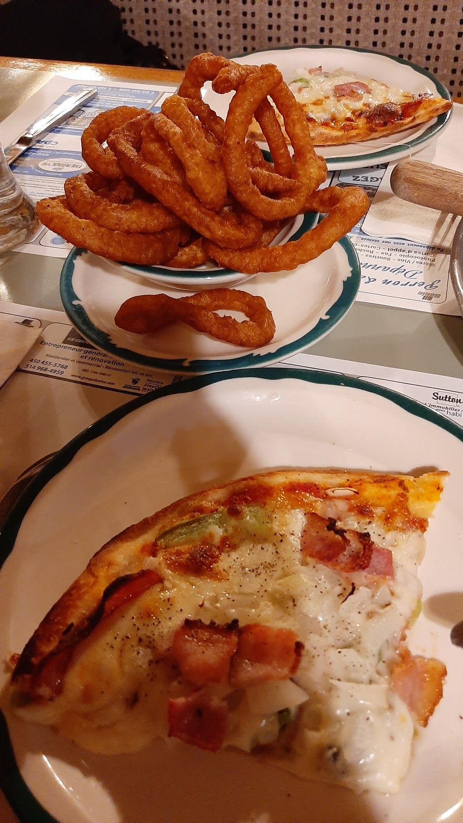 Restaurant Les Deux Frères | 134 Rue Saint-Pierre, Rigaud, QC J0P 1P0, Canada | Phone: (450) 451-4540