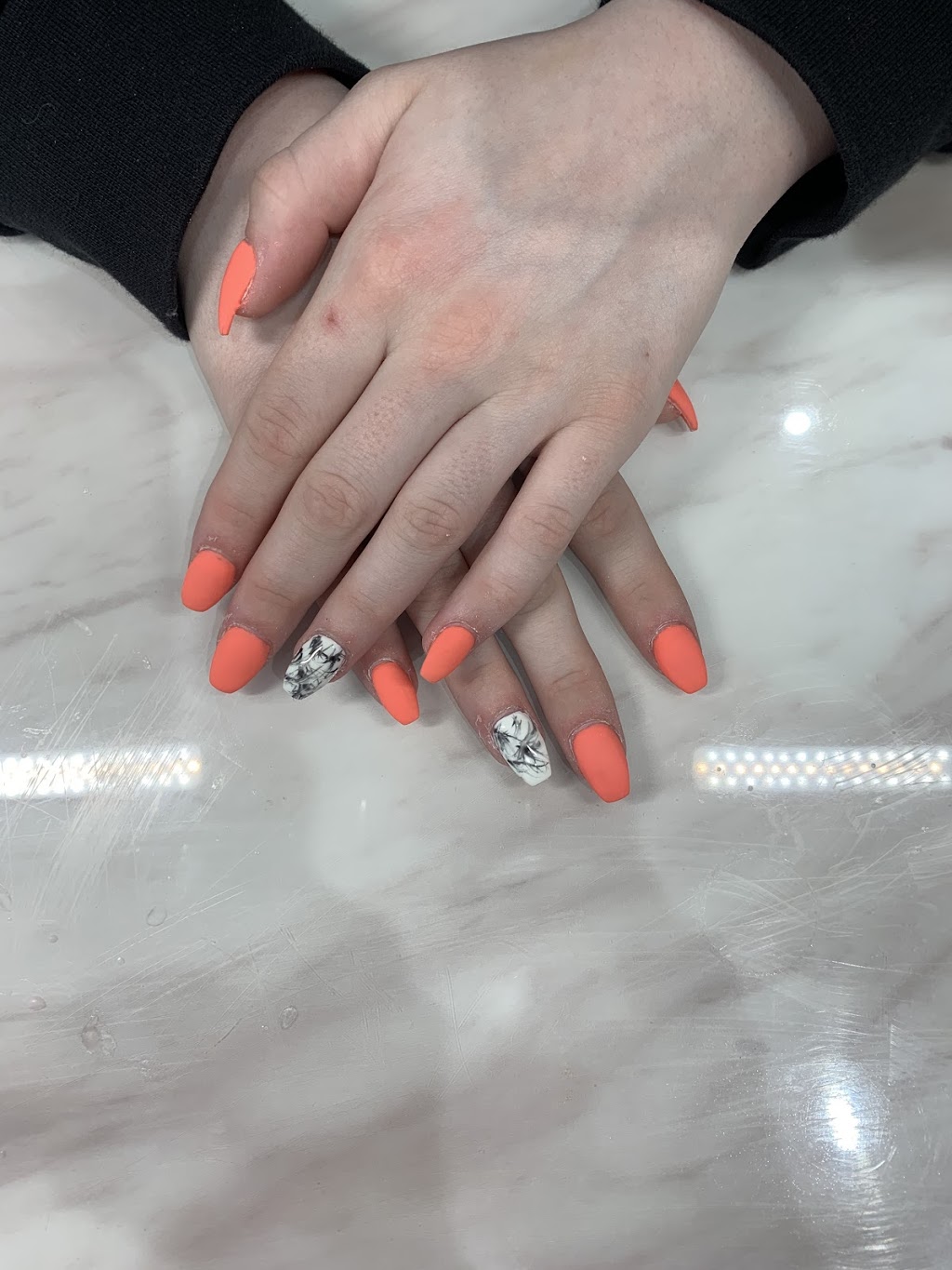 LV Nails & Spa | 24155 102 Ave #102, Maple Ridge, BC V2W 2C2, Canada | Phone: (604) 467-9883