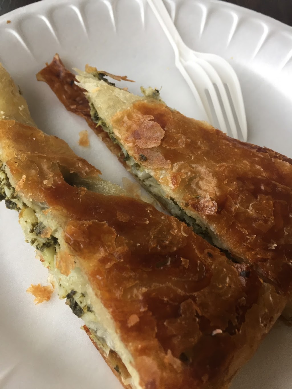Family Bakery Cafe | 1220 Woodbine Ave, East York, ON M4C 4E3, Canada | Phone: (416) 696-8585